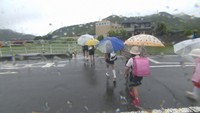 中には“危険な横断”になる場所も 岡山市の小学校で通学路の安全点検