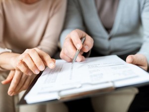 相続放棄を兄弟姉妹がまとめてする方法は? 必要書類や注意点を解説