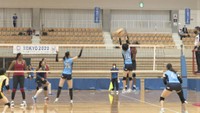五輪事前合宿中の女子バレー・ドミニカ共和国代表 岡山シーガルズと公開試合
