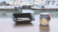 いりこを使ったスイーツ!? 鮮魚店が作る「和風プリン」を堪能 香川・観音寺市