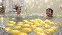 銭湯で「レモン風呂」 爽やかな香りで猛暑を乗り切って 香川