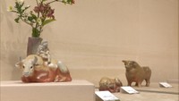 「白備前」の丑の置物に平和への思い込めて…備前焼作家・木村玉舟さんの展示会 岡山・倉敷市