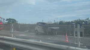 【速報】仙台東部道路 仙台東ICー若林JCT(上り)通行止め 車両火災と追突事故が発生