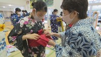 7月7日は七夕だけじゃない!「浴衣の日」に中学校で着付け教室 岡山市