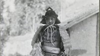 香川県独立の父・中野武営 甲冑姿の写真発見 河原でコスプレ?謎残る