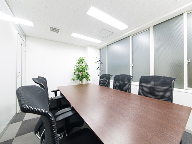アトラス総合法律事務所 会議中3