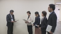 議員の発言時間の削減を決定「議会の役割を弱体化させる」少数会派議員らが撤回求め申し入れ 高松市議会