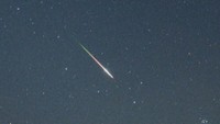 ペルセウス座流星群 倉敷科学センターの学芸員は流星約100個を確認「今夜も観測できる」 岡山