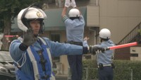 南海トラフ地震など大規模災害を想定 岡山県警が県内22カ所で一斉訓練 市道交差点では手信号で交通整理