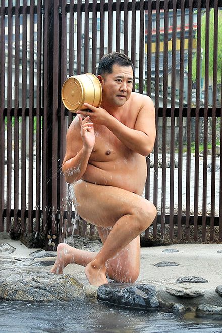 Naked And Afraid Not Comedian Now Has Bath Routine The Asahi