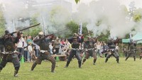 迫力ある火縄銃の演武も! 開園記念日に玉藻公園を無料開放 高松市