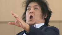 リズミカルな演奏に元気よく体を動かして オペラ歌手やプロの音楽家が小学校で歌や演奏を披露 岡山市