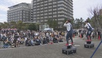 まん延防止解除初の週末 街に少しずつにぎわい戻る 高松市では大道芸のイベント開催