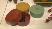 カラフルでかわいいのに機能性も…現代生活に寄り添った漆芸作品の展覧会 高松市