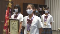 夏のインターハイ 県勢53年ぶりの団体戦優勝 岡山学芸館・女子テニス部
