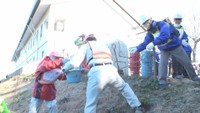 阪神淡路大震災から29年 丸亀市で防災訓練 断水を想定し住民約60人がバケツリレー 香川