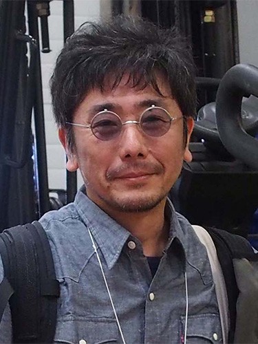 小田隆さん 画家、イラストレーター。東京芸術大学美術研究科修士課程修了。大阪芸術大学教養課程准教授、成安造形大学イラストレーション領域非常勤講師。絵画作品の制作のほか、博物館のグラフィック展示、図鑑の復元画、絵本などオリジナリティに富んだ作品群を多数制作