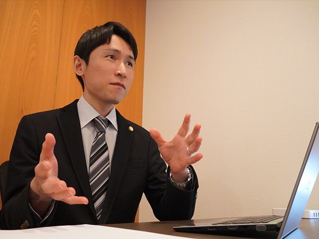 190716-優誠法律事務所-相続会議中-相談風景