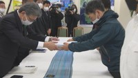 船の体育館の解体「撤回」を 地元の建築士らが署名を提出 香川