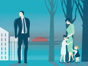 離婚した親が亡くなったら連絡はくる? 親の借金を子が相続しないですむ方法や注意点を解説