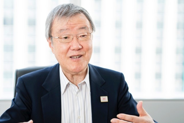出口治明さん