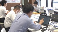 衆院選と知事選のダブル選挙 岡山県選管が事務作業をリハーサル「焦らず、慌てず、正確に」