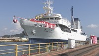 新会社 三菱重工マリタイムシステムズ初の進水式 航海練習船「海神丸」が海へ 岡山・玉野市