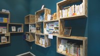 誰でも小さな本屋さんの店主に 「ミニマム書店」が高松市の商店街にオープン