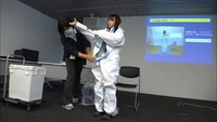 鳥インフルエンザ発生に備え防疫対策研修 防護服の着脱方法も確認 岡山・新見市