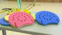 山陽マルナカが「テニピン」用品を岡山県テニス協会に寄贈 子どもたちがテニピンを体験 岡山市