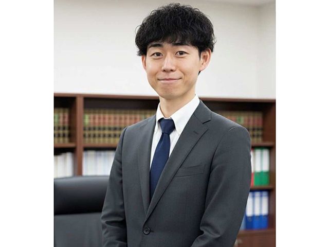 191643 服部大樹税理士事務所 会議中