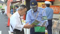 夜間に歩行者の死亡事故相次ぐ 警察官らが注意を呼び掛け「夜光反射材など目立つ格好を」 岡山
