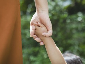 父親の相続財産をラオスの中学校に寄付 社会や未来に思いを託す