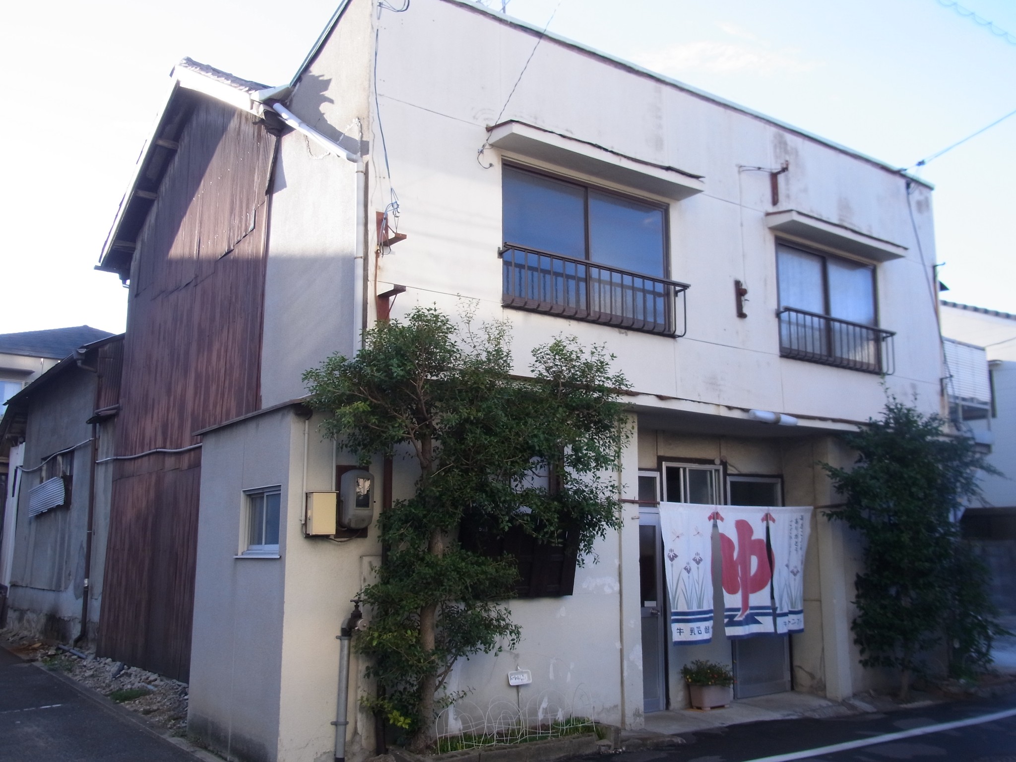 戦前の面影残す“石造り”の銭湯 岡山駅近くに今も残っていた