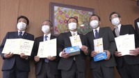 〈新型コロナ〉経営者らがマスク6万枚を寄贈 香川県医師会や大学などに