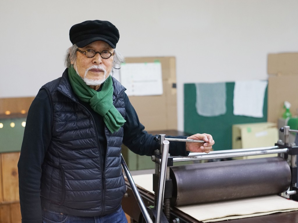86歳、往復150キロをひた走る! アートの門戸を広げる銅版画家にして大阪芸大名誉教授・持田総章さんに問う