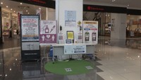 〈新型コロナ〉イオンモール岡山の専門店街、28日ぶりに営業再開 入り口に検温所や消毒液設置などで感染防止図る