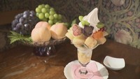 旬のフルーツをパフェで♪ 岡山県産の白桃を1玉使用 倉敷美観地区のカフェで楽しむ夏のスイーツ