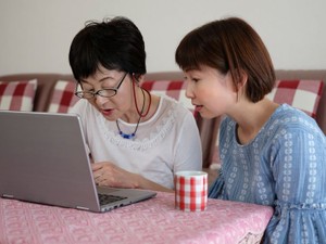 ひな型付きで解説! 生前贈与をするなら贈与契約書は作るべき? 書き方と注意点