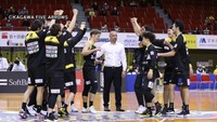 B2香川ファイブアローズ、喜び爆発 西地区首位の佐賀に2連勝!試合後には公開プロポーズも…