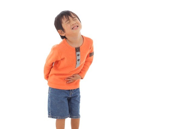 具合の悪い男の子