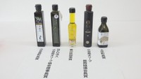 香川県のオリーブオイルの品評会 20商品が出品 収穫前の雨が少なく苦味や辛味が楽しめるオイルに