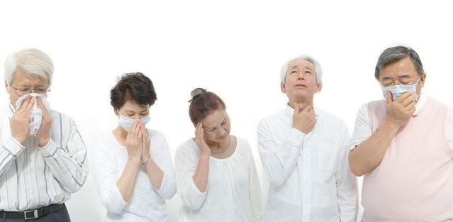 体調を気にするシニア
