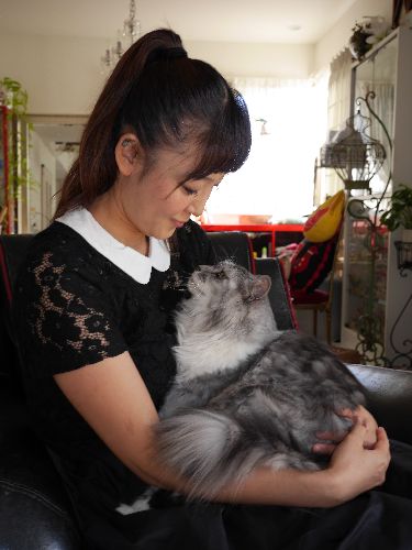 あいさんに甘えるシマ