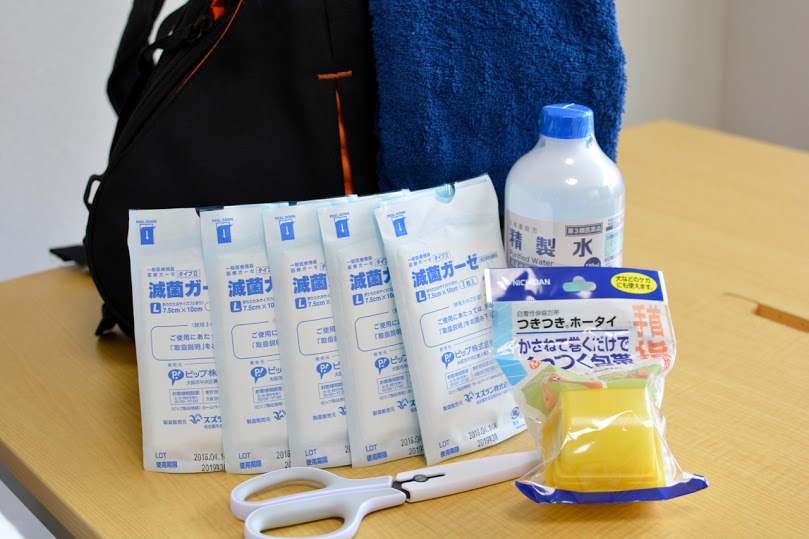 駆け付け時の道具の一部=ペチカ提供