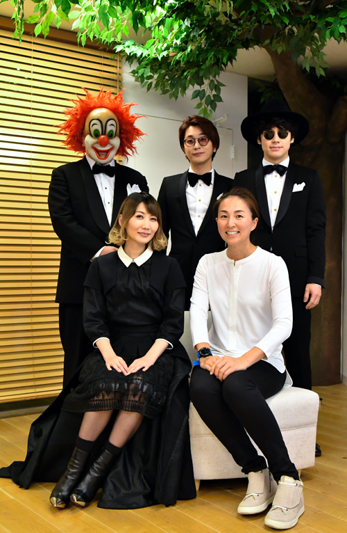 SEKAI NO OWARIのメンバーと大西純子さん