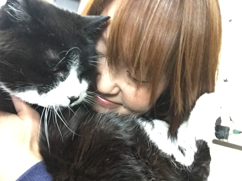 スタッフの高橋さんと「てつくん、ずっと大好きだよ」