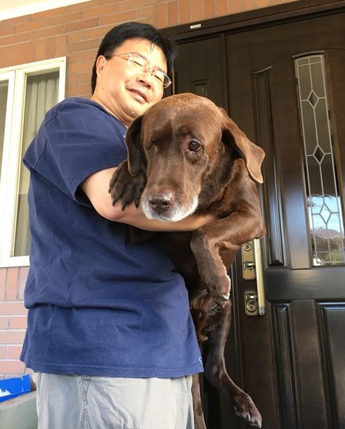 たくましいパパは僕を軽々「お姫様だっこ」できる