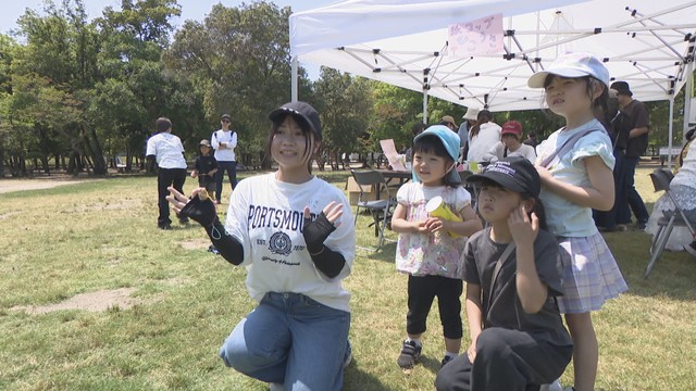 大学生が屋外で遊ぶ楽しさを伝える　岡山春の子どもまつり