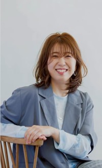 明るい笑顔を見せる、ともみママさん／投稿主さん（mine.miki）提供